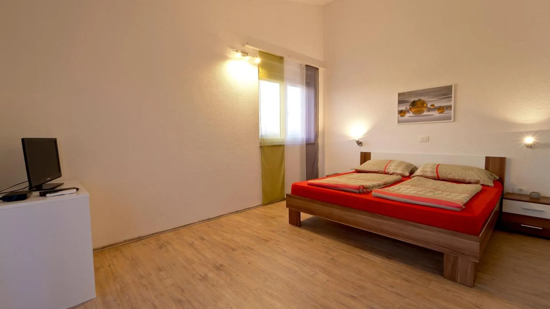 Holiday Home Luka With A Pool, Situated In Pula