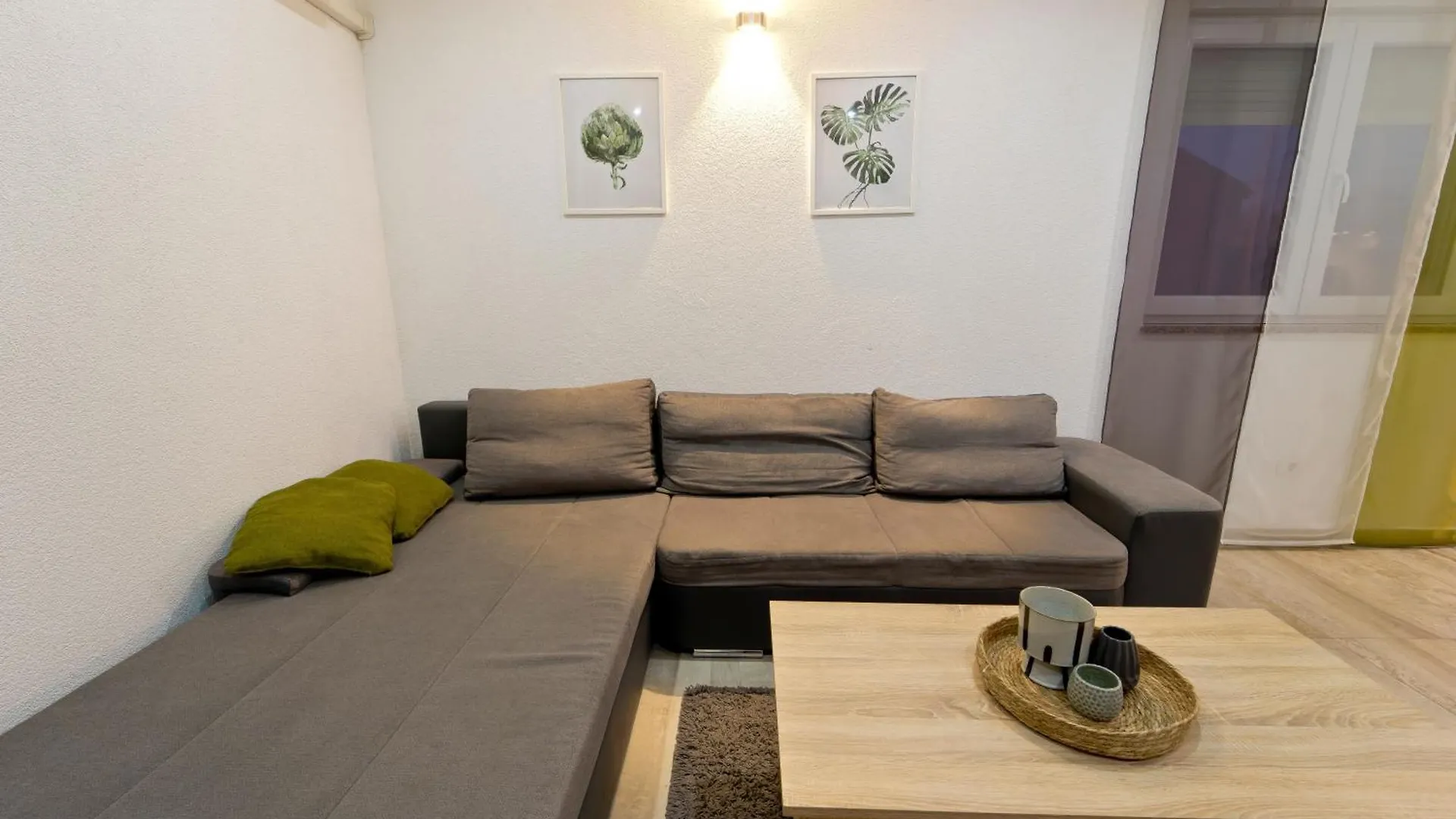 Holiday Home Luka With A Pool, Situated In Pula Chorvatsko