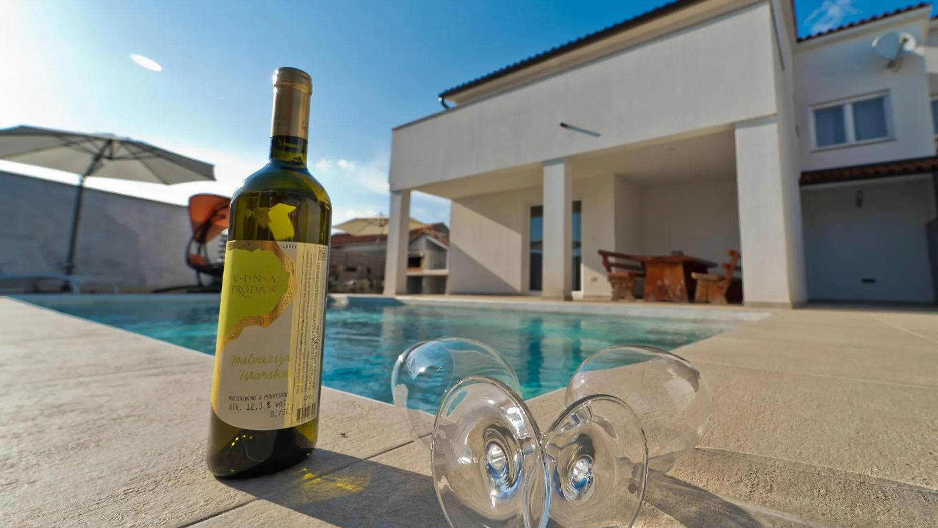 Holiday Home Luka With A Pool, Situated In Pula